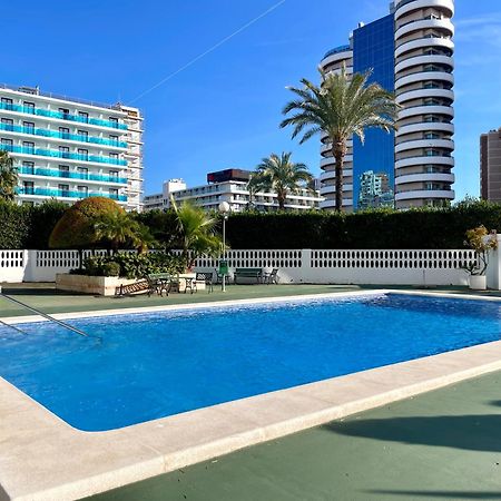 Apartamento Torre Domo Бенидорм Екстериор снимка