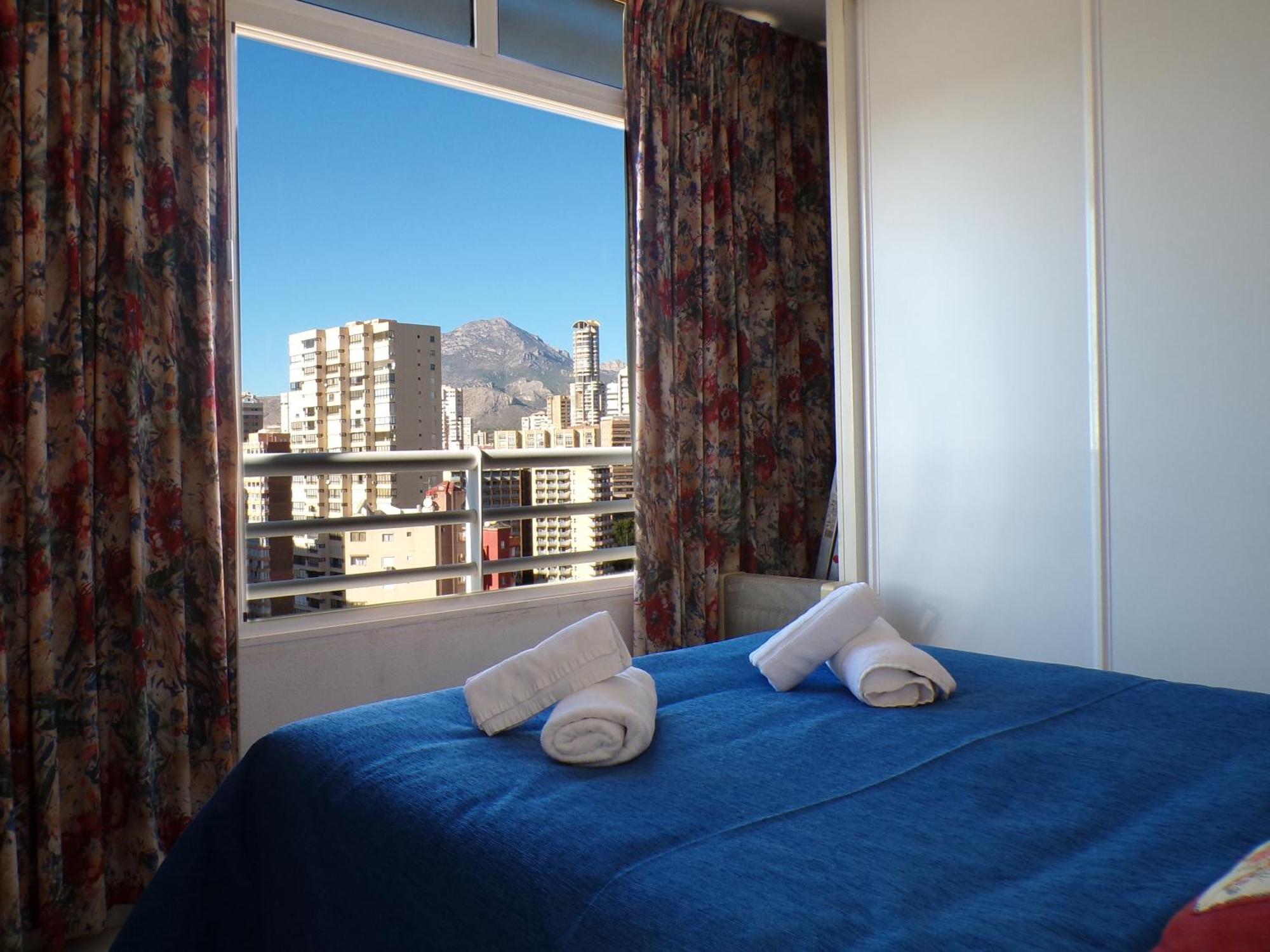 Apartamento Torre Domo Бенидорм Екстериор снимка