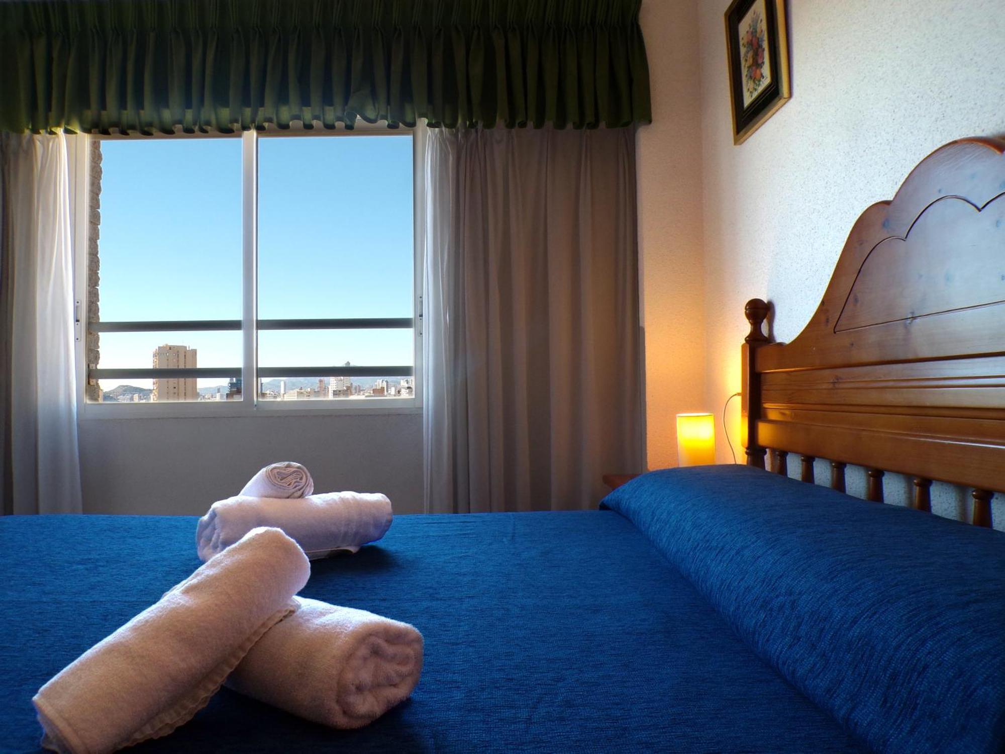 Apartamento Torre Domo Бенидорм Екстериор снимка